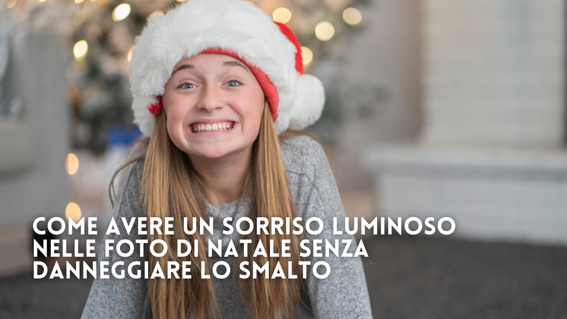 Come avere un sorriso luminoso nelle foto di Natale senza danneggiare lo smalto